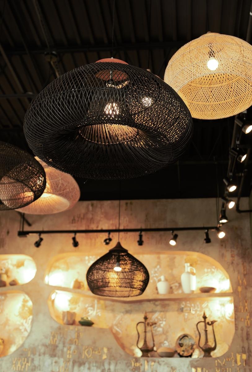Decorative elements and ambient lighting at Sufra Lombard IL